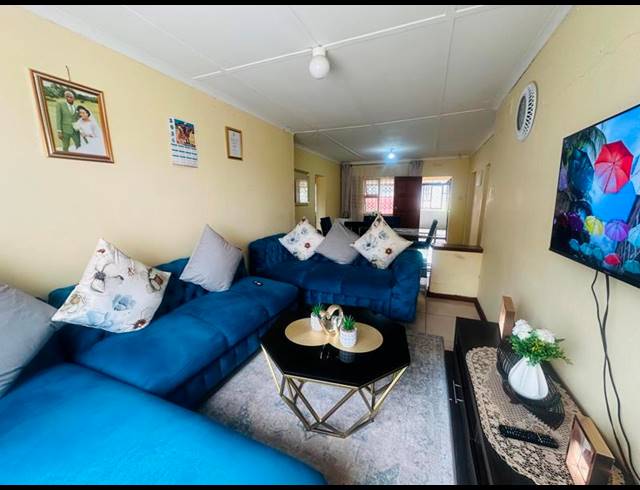 2 BEDROOM PROPERTY TO RENT IN MONTCLAIR